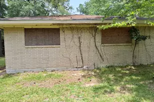 911 Shore Shadow Dr, Houston, TX 77336 - Photo 21