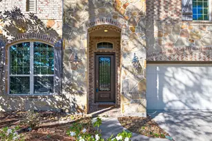 14 S Sawbridge Cir, The Woodlands, TX 77389 - Photo 3