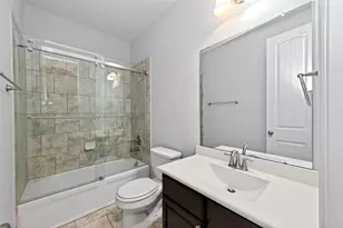 14 S Sawbridge Cir, The Woodlands, TX 77389 - Photo 25