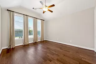 14 S Sawbridge Cir, The Woodlands, TX 77389 - Photo 29