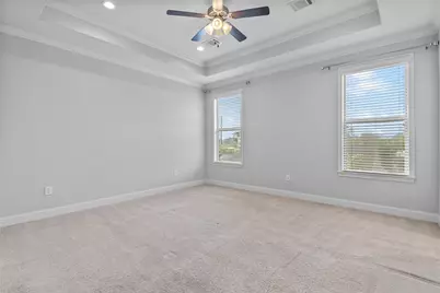 7705 Shannon Drive, Houston, TX 77055 - Photo 9