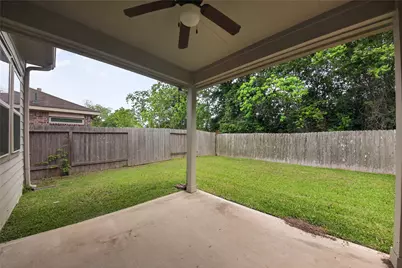 2518 Cold River Drive, Humble, TX 77396 - Photo 9
