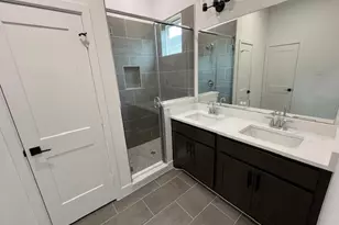 726 Woolworth St, Houston, TX 77020 - Photo 9