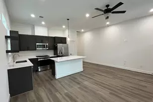726 Woolworth St, Houston, TX 77020 - Photo 3