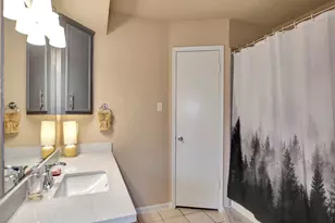 21902 Meadowhill Dr, Spring, TX 77388 - Photo 25