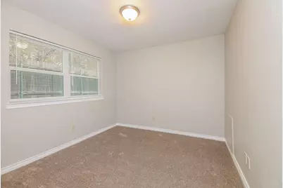 506 Bryan Court, Irving, TX 75060 - Photo 11