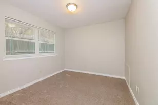 506 Bryan Ct, Irving, TX 75060 - Photo 11