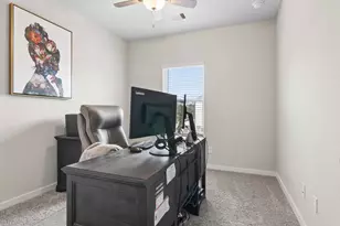 8519 Rising Stream Dr, Houston, TX 77063 - Photo 19