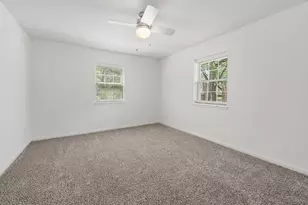 12966 Trail Hollow Dr, Houston, TX 77079 - Photo 15