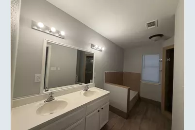 12711 Woodcreek Drive, Willis, TX 77318 - Photo 7