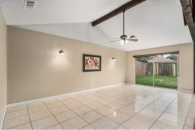 819 Seamaster Drive, Houston, TX 77062 - Photo 5
