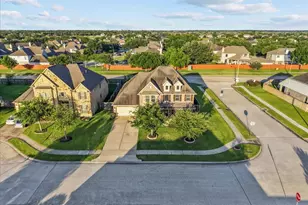 2246 Oakleaf Trail Ln, League City, TX 77573 - Photo 45