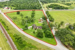 1513 County Rd 210, Angleton, TX 77515 - Photo 1