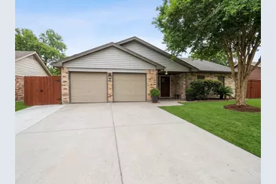 2203 S Houston Road, Pasadena, TX 77502 - Photo 1