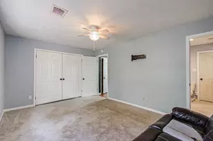 20593 Hwy 105, Cleveland, TX 77328 - Photo 25