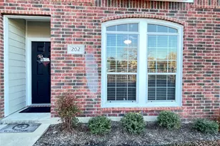 305 Holleman Dr E, College Station, TX 77840 - Photo 1