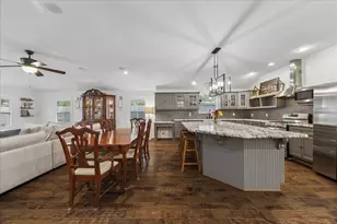 606 Kyle St, Sugar Land, TX 77478 - Photo 17