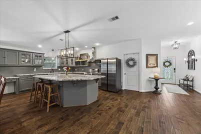 606 Kyle Street, Sugar Land, TX 77478 - Photo 3