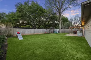 606 Kyle St, Sugar Land, TX 77478 - Photo 33