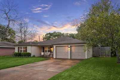 606 Kyle Street, Sugar Land, TX 77478 - Photo 7