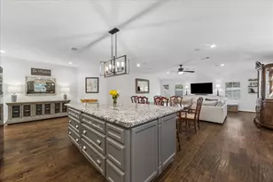 606 Kyle St, Sugar Land, TX 77478 - Photo 13