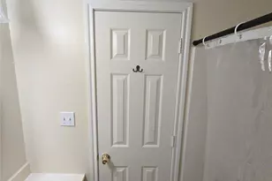 409 Commerce St, Tomball, TX 77375 - Photo 17