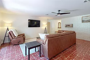 4826 Waynesboro Dr, Houston, TX 77035 - Photo 3