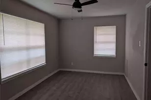 10922 Lockgate Ln, Houston, TX 77048 - Photo 11