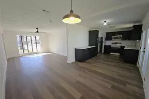 815 Merribrook Ln, Friendswood, TX 77546 - Photo 7