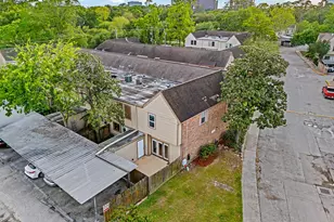 830 Threadneedle St, Houston, TX 77079 - Photo 5