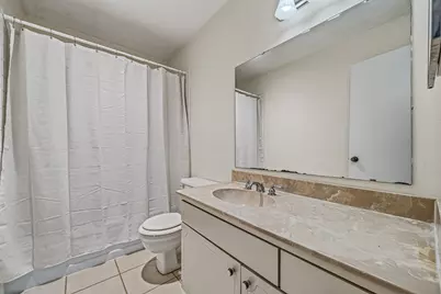 830 Threadneedle Street #240, Houston, TX 77079 - Photo 31