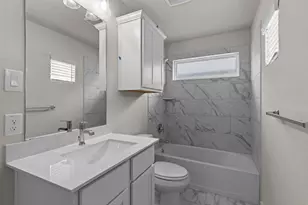 3207 Bushy Hawthorne Dr, Conroe, TX 77301 - Photo 17