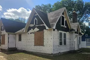 507 Merchant St, El Campo, TX 77437 - Photo 3