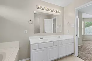 18495 Sunrise Pines Dr, Montgomery, TX 77316 - Photo 17