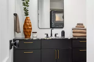 410 E 33rd St, Houston, TX 77018 - Photo 39