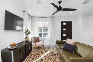 410 E 33rd St, Houston, TX 77018 - Photo 31