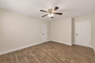 7714 Renwick Dr, Houston, TX 77081 - Photo 19
