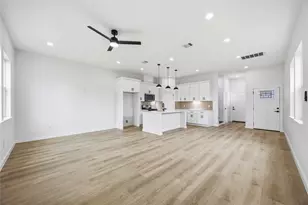 6610 Ezzard Charles Ln, Houston, TX 77091 - Photo 15