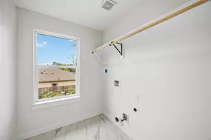 6610 Ezzard Charles Ln, Houston, TX 77091 - Photo 27