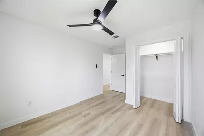 6610 Ezzard Charles Lane #A/B, Houston, TX 77091 - Photo 29