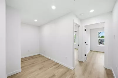 6610 Ezzard Charles Lane #A/B, Houston, TX 77091 - Photo 27