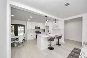 9610 Westview Dr, Houston, TX 77055 - Photo 7