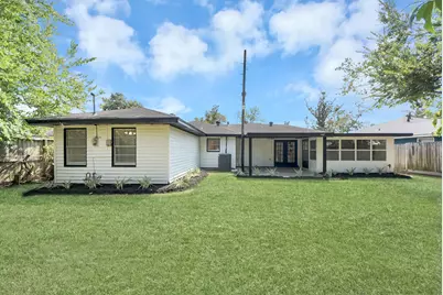 9610 Westview Drive, Houston, TX 77055 - Photo 37