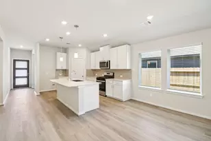 16241 Parish Pointe Ct, Conroe, TX 77302 - Photo 11