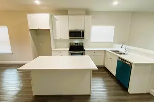8237 Locksley Rd, Houston, TX 77078 - Photo 9