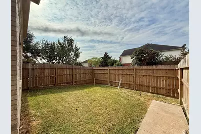 16642 Village View Trail, Sugar Land, TX 77498 - Photo 33