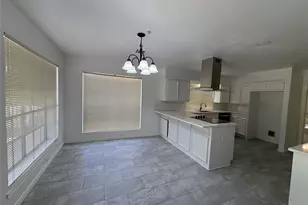 3203 Woodland View Dr, Houston, TX 77345 - Photo 3