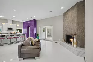 5603 Grape St, Houston, TX 77096 - Photo 5