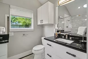 5603 Grape St, Houston, TX 77096 - Photo 33