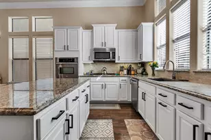 1877 Dart St, Houston, TX 77007 - Photo 11